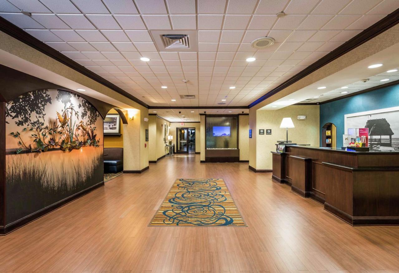 Hampton Inn & Suites Jacksonville South - Bartram Park Bagian luar foto
